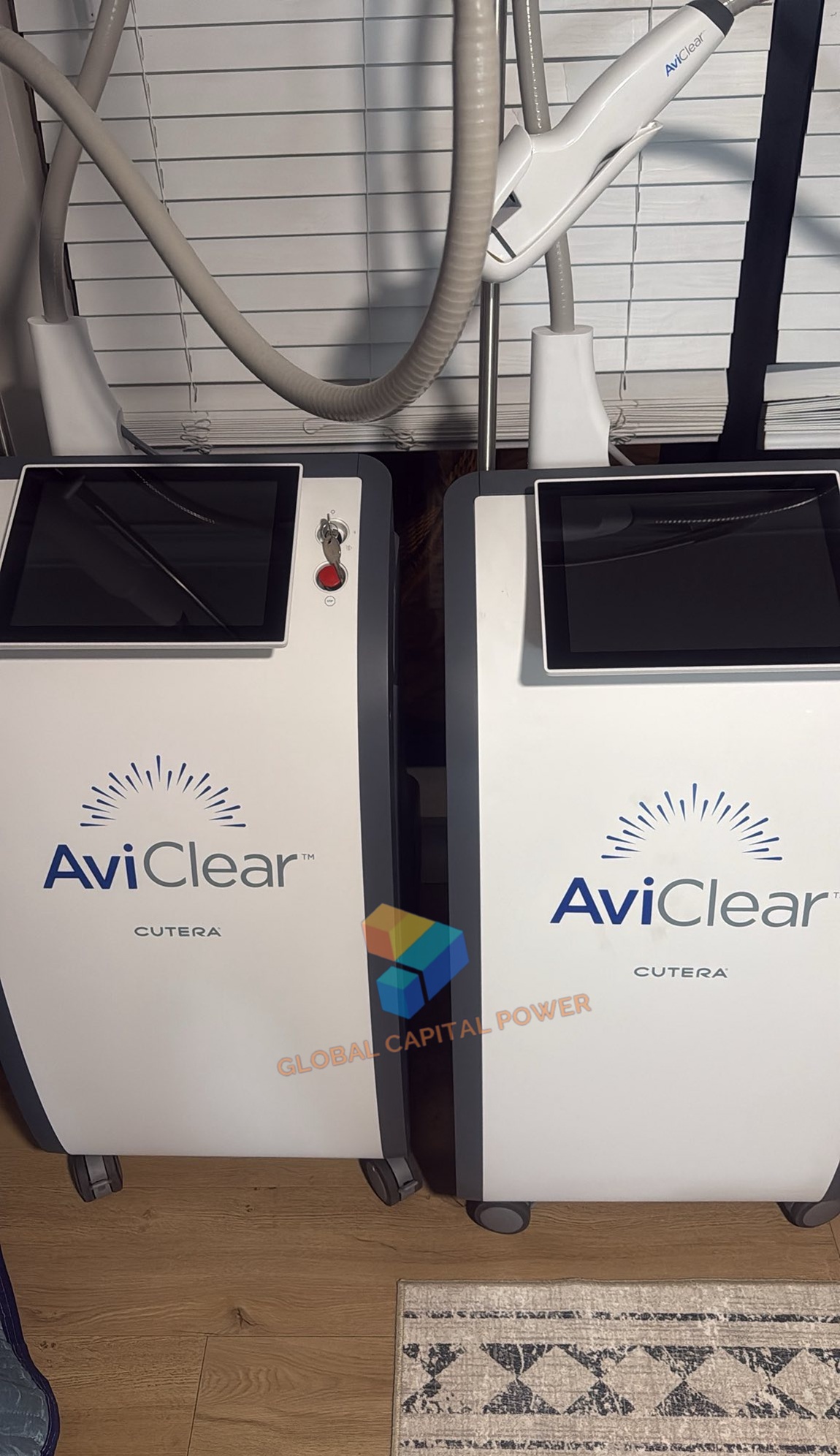 Cutera AviClear - Acne Solutions