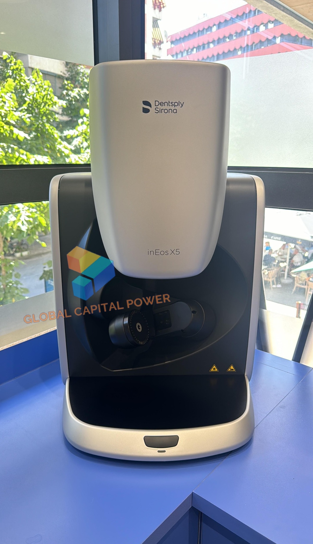 Dentsply Sirona inEos X5 Dental Lab Scanner