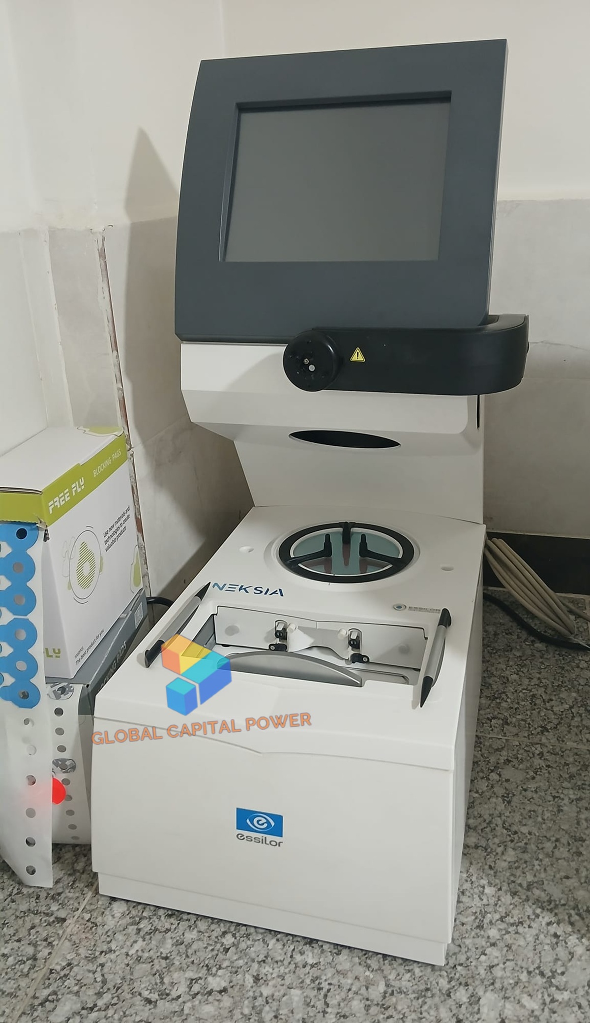 Essilor Neksia 600 Edging System